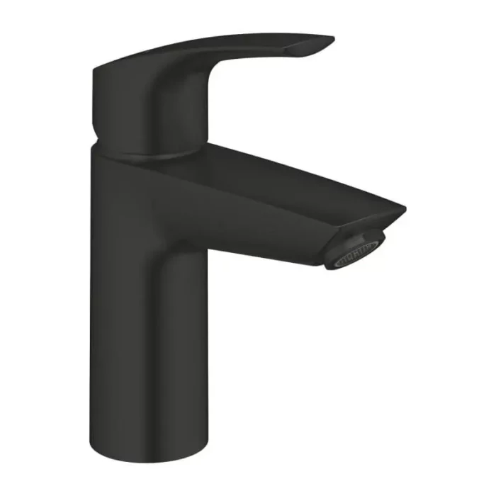 "GROHE Eurosmart 324672433 – детайл на чучура и покритието Black Matt"