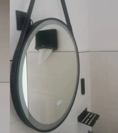 LED огледало за баня 60 см с черен кожен колан, димиране и против запотяване Adriano FOSSIL NATURAL